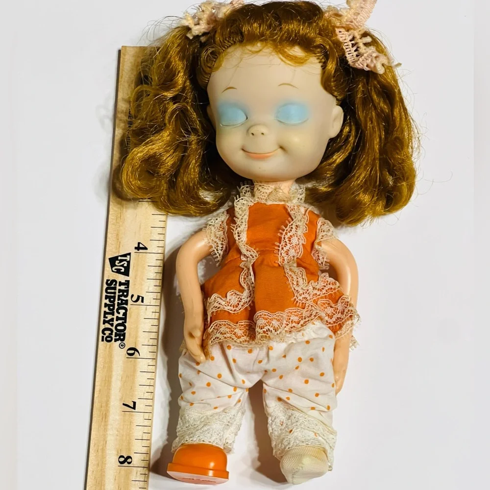 Vintage 1967 Uneeda Little Sophisticates